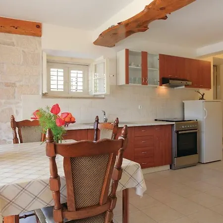 Beachfront Apartment Korčula
