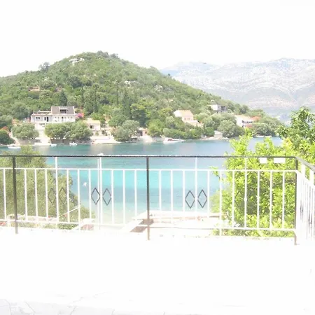 Beachfront * Korčula